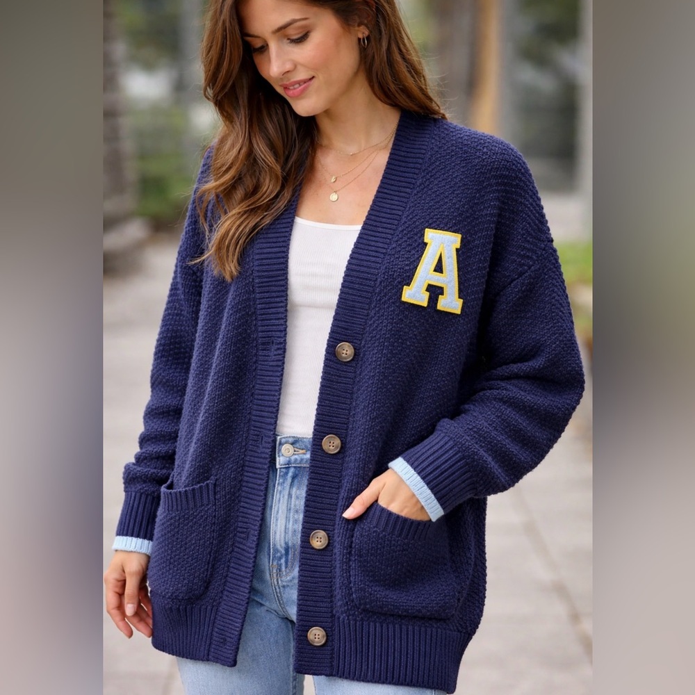 Aerie Oversized Varsity Cardigan – Navy – Size Small‎
